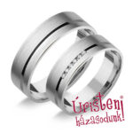 UH131B Karikagyűrű Gyémánt Kövekkel