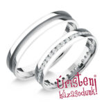 UH144C Karikagyűrű Cirkónia Kövekkel