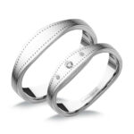 UH211C Karikagyűrű Cirkónia Kövekkel