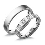 UH222C Karikagyűrű Cirkónia Kövekkel